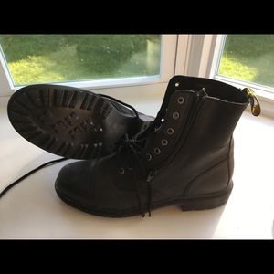 Men’s Doc Marten Boots